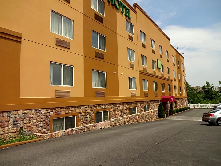 Sheridan Hotel