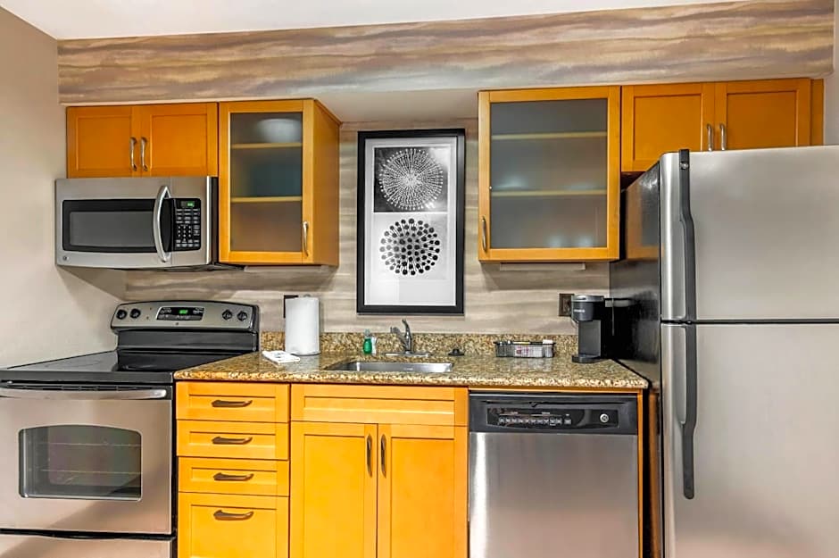 MainStay Suites St. Louis - Galleria