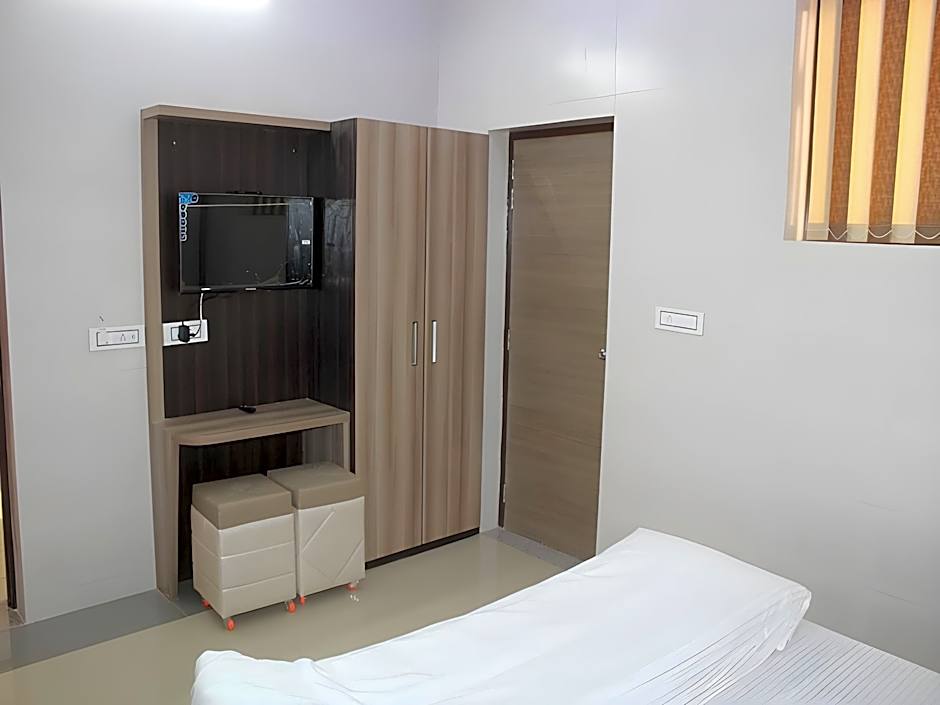Hotel Bajaj Lake Palace – Ajmer, GA