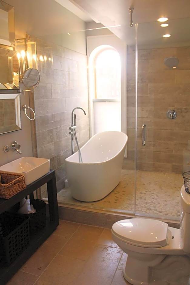 The Cochrane House Luxury Historic Inn