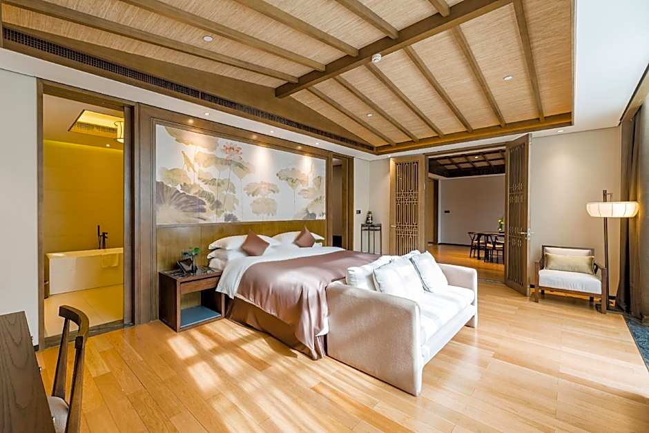 Linhai S&N International Hotel