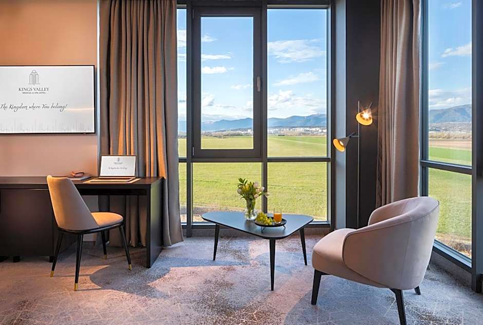 Kings' Valley Medical & Spa Hotel