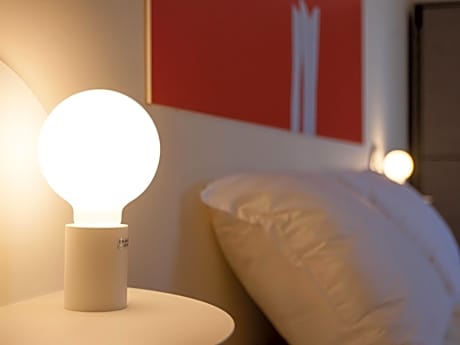 Budget Double Room with Shared Bathroom