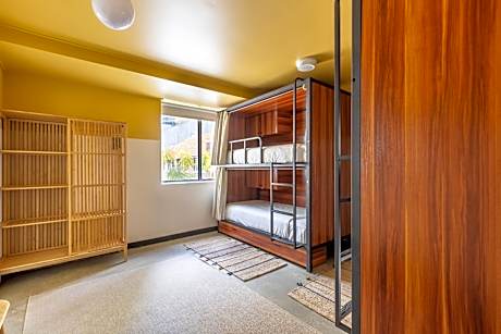 4 Bed Female Community Dorm