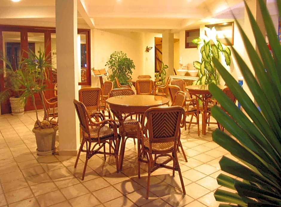 Divi-Divi Praia Hotel