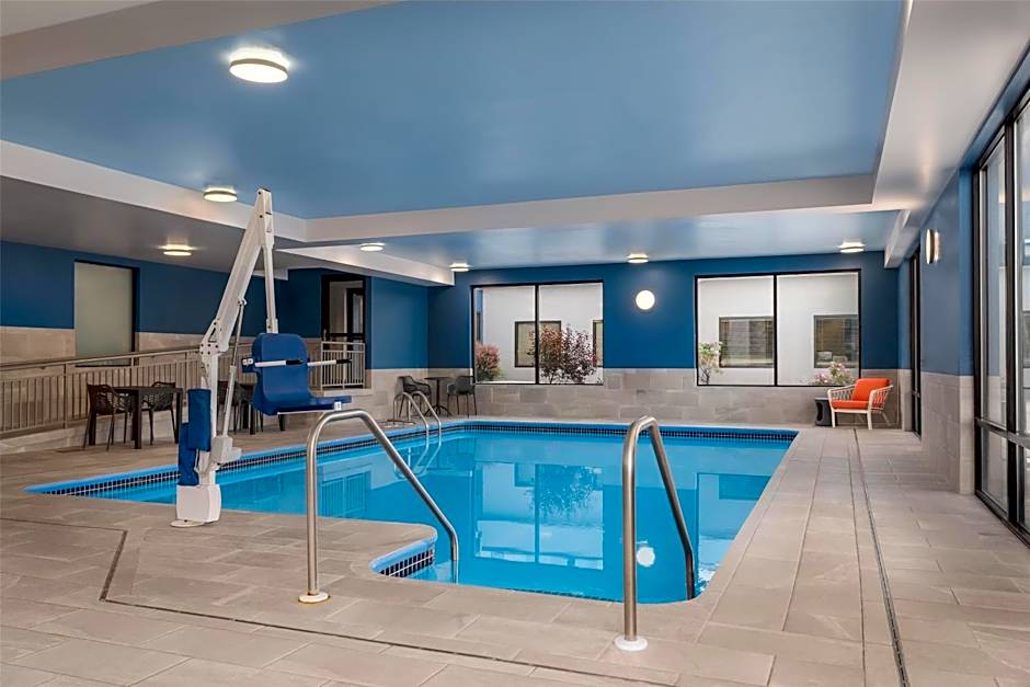 Hampton Inn By Hilton Altoona