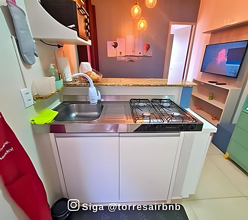 Apto 02 quartos | Ar condicionado | 500mts do mar