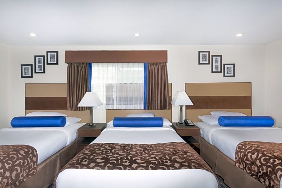 Howard Johnson Berkeley – Berkeley, CA