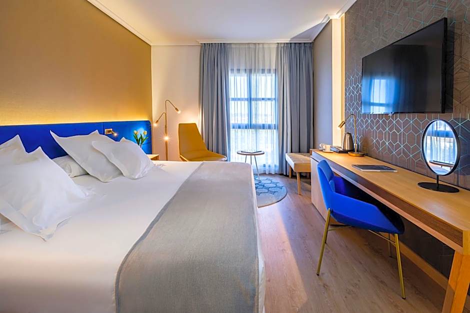 Barcelo Caceres V Centenario