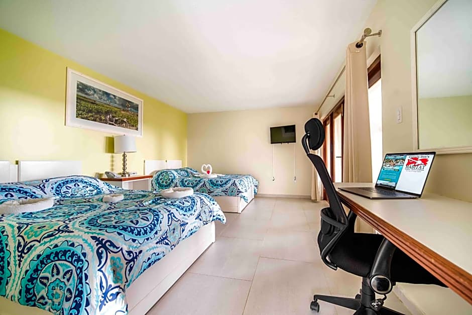 Captain Don's Habitat