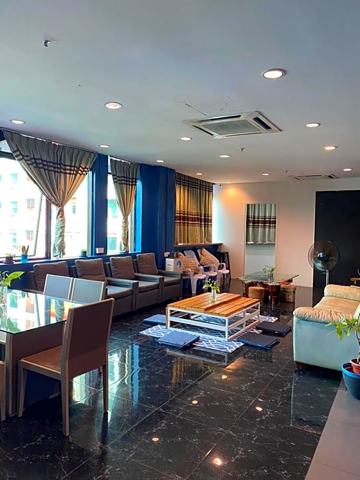 H2 Premium Backpackers