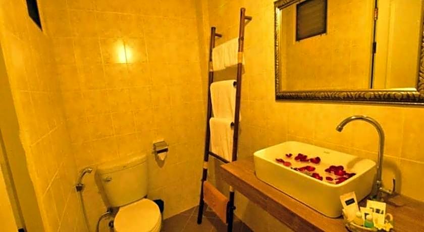 Khum Muang Min Boutique Hotel