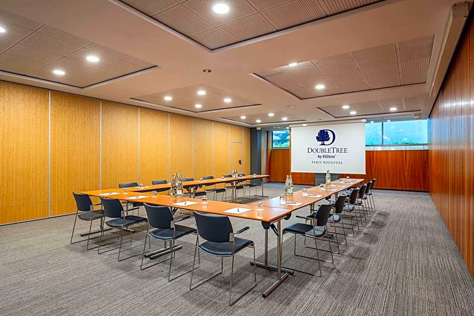 DoubleTree by Hilton Paris Bougival