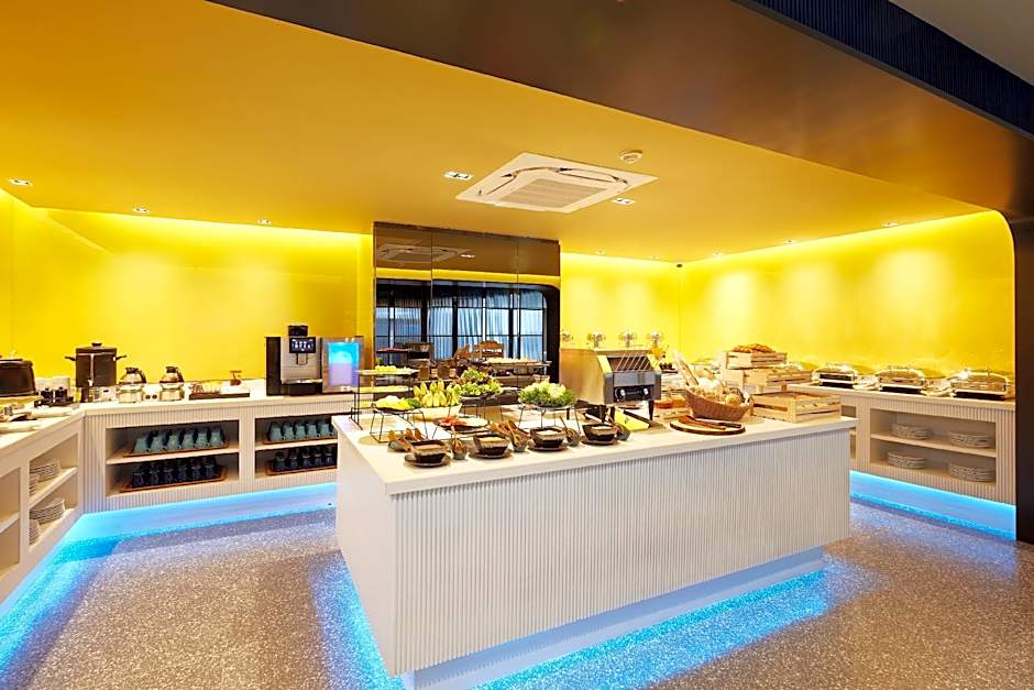 The Quarter Silom by UHG