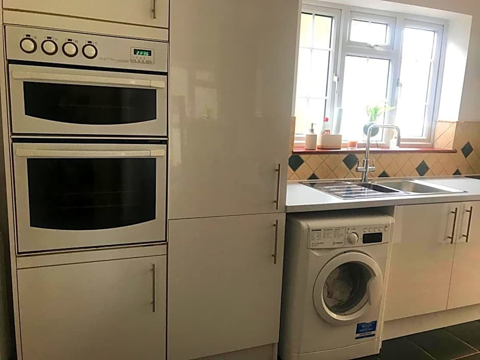 Sanderson Studio Apartments in Bromley, Greater London