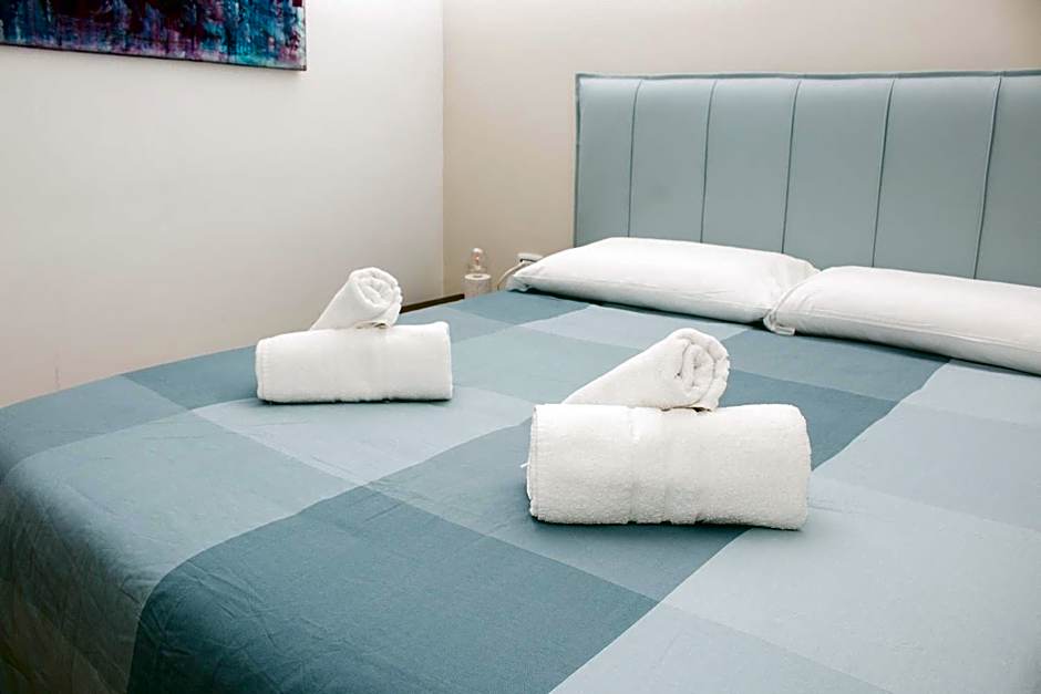 BARBAJA SUITES IN STREET TOLEDO 205