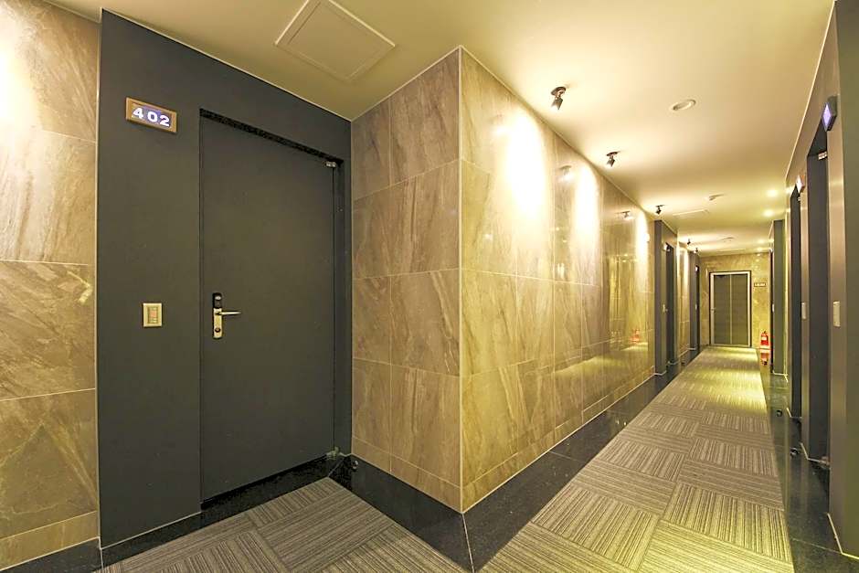 Ever Tourist Hotel