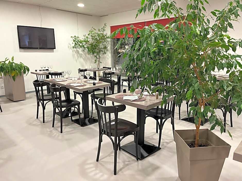 Logis Hotel Noemys Brive - Restaurant Le Teinchurier