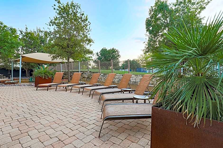 Courtyard by Marriott Austin Airport