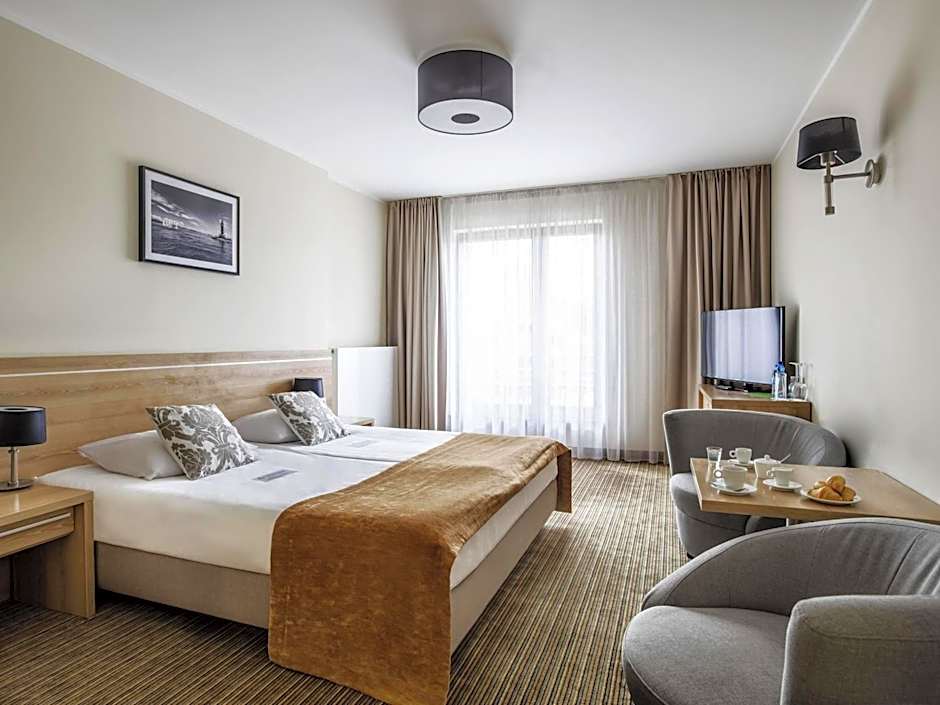 Mercure Wiazowna Brant