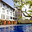 Grand Santhi Hotel