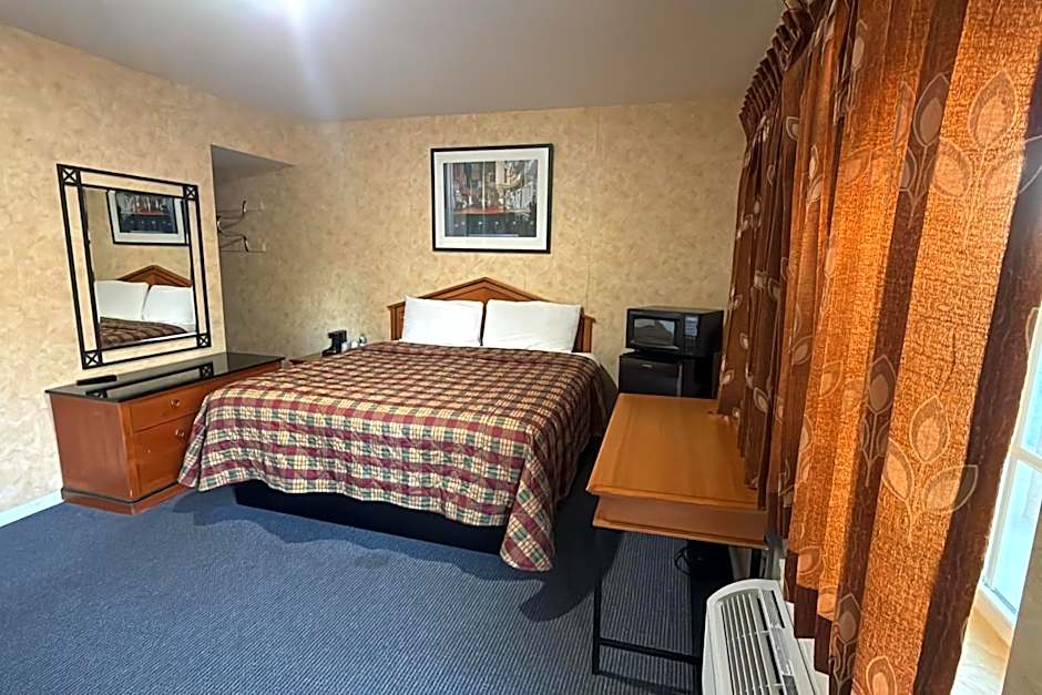 At 9 Motel Near Freehold I-195