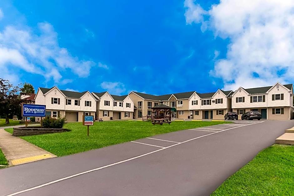 Rodeway Inn & Suites