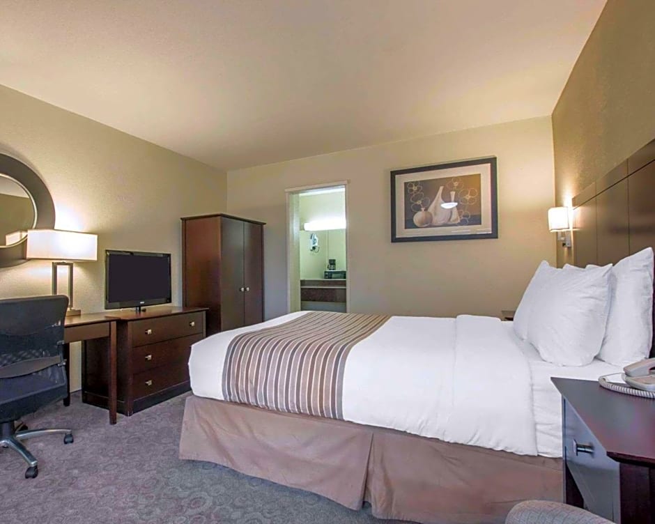 Rodeway Inn Convention Center