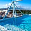 Flamboyan Hotel & Residences