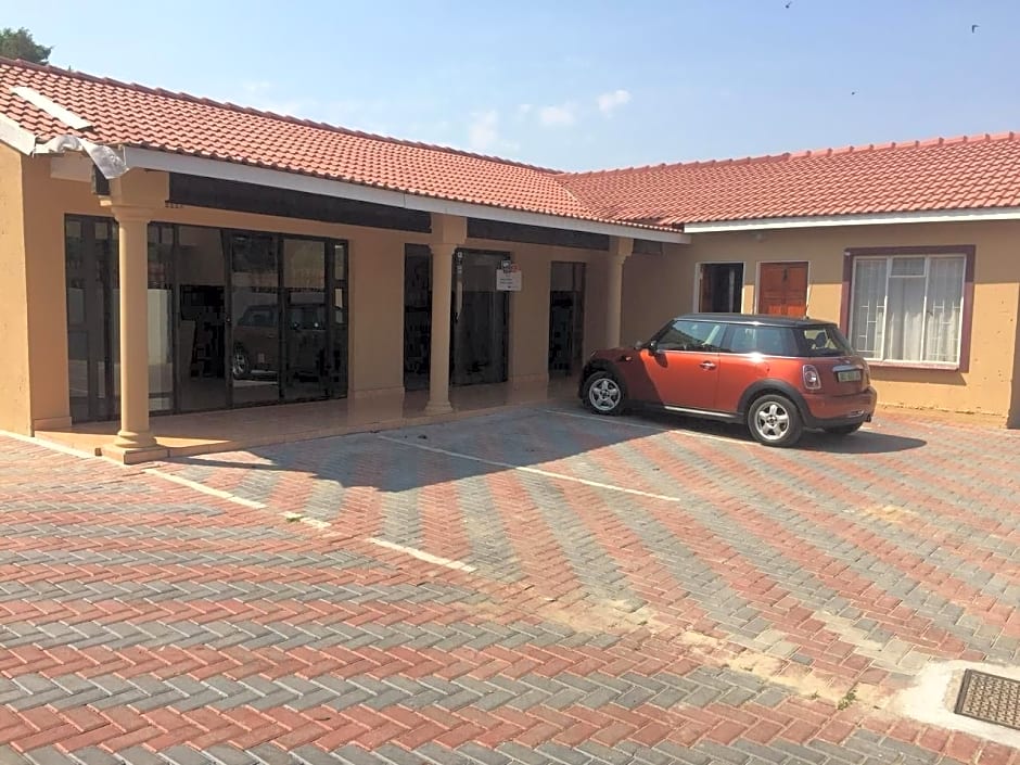 Pale Bohemia Bed And Breakfast