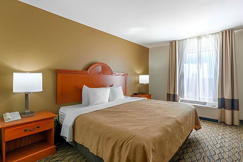 Quality Inn & Suites Jefferson City