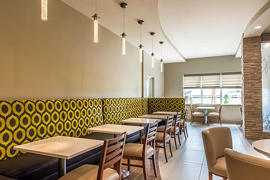 Comfort Inn & Suites Valdosta I-75