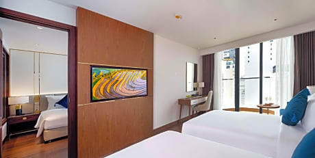 2 Single Beds, Nonsmoking, Superior Room, Balcony, Sea View, Connecting Rooms