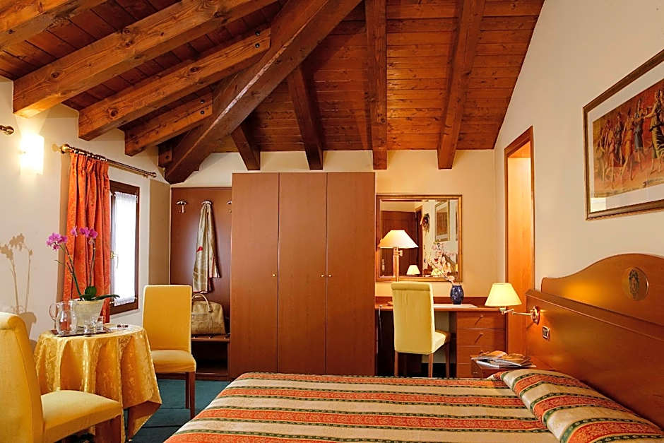 Hotel Antico Moro