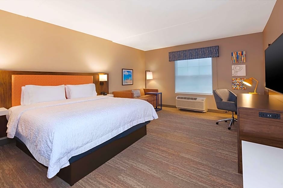 Hampton Inn By Hilton Cape Cod Canal