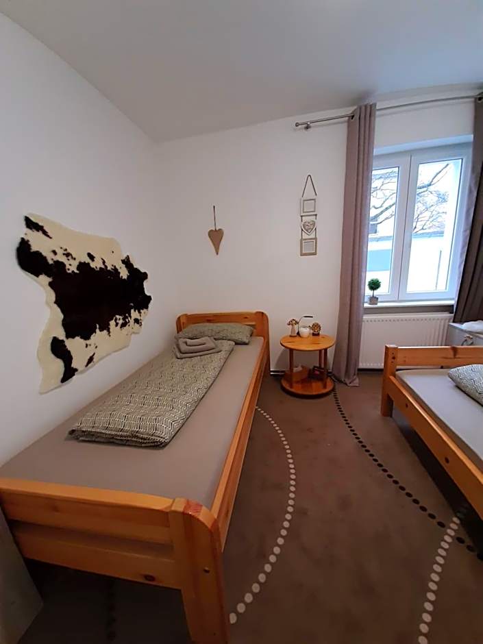 New Hostel Berlin Mitte FREE SNACK hot tea and coffee