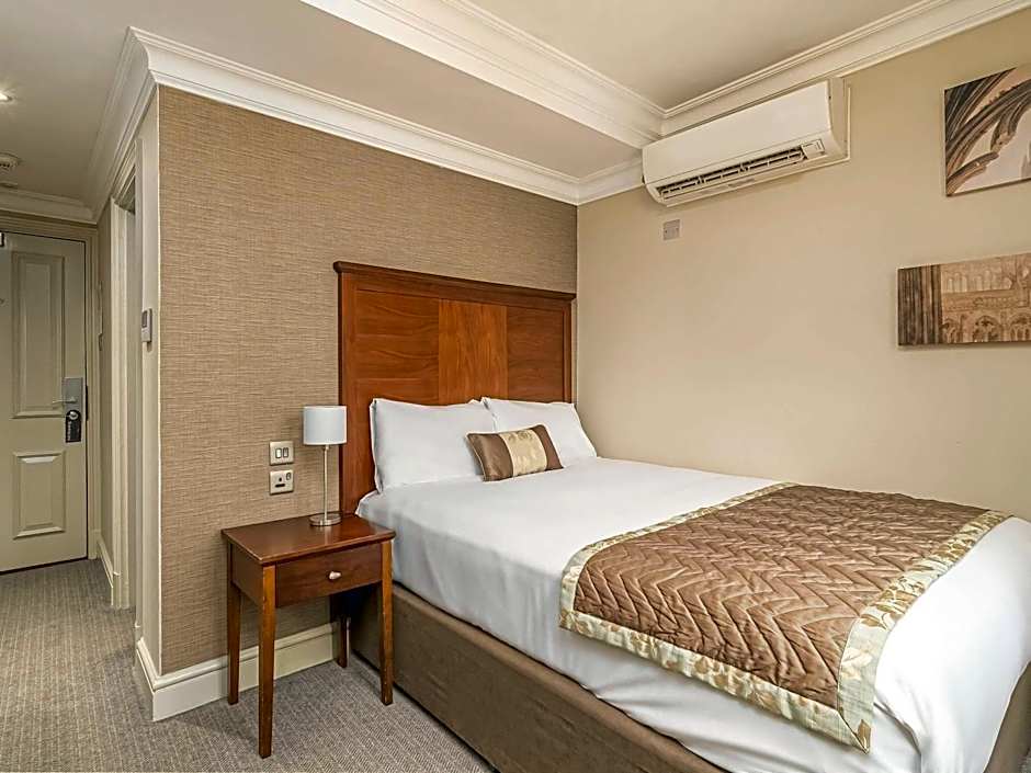 Mercure Salisbury White Hart Hotel