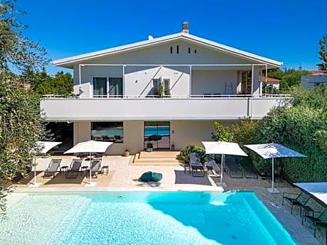 Domìa Boutique Hotel e Cucina