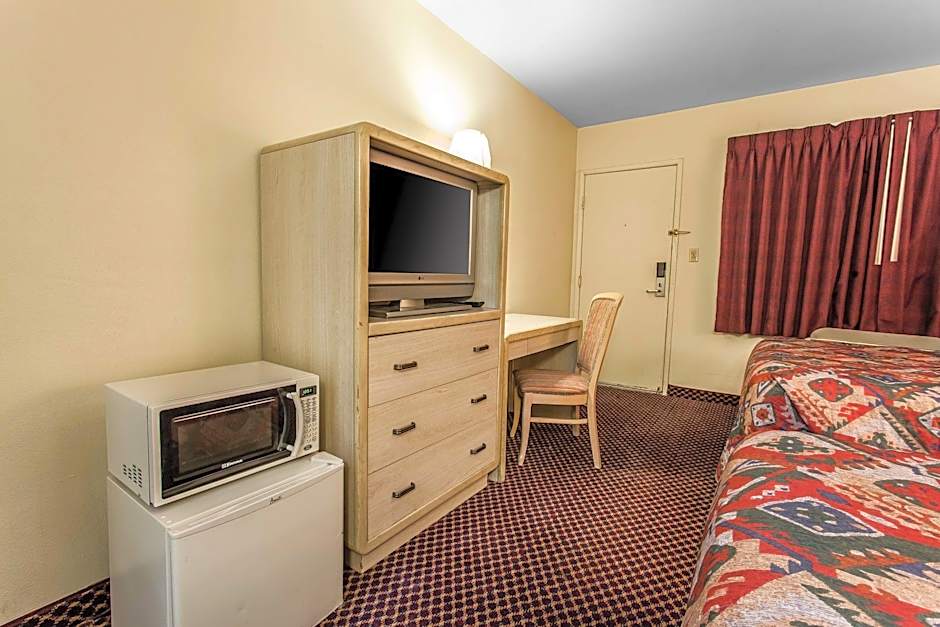 Downtown Inn