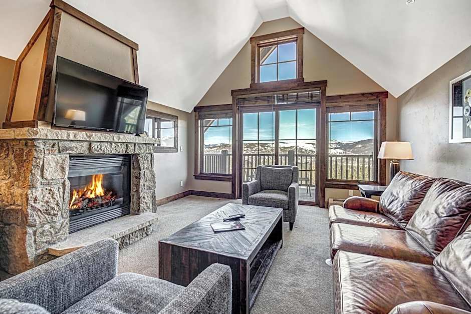 Crystal Peak Lodge By Vail Resorts