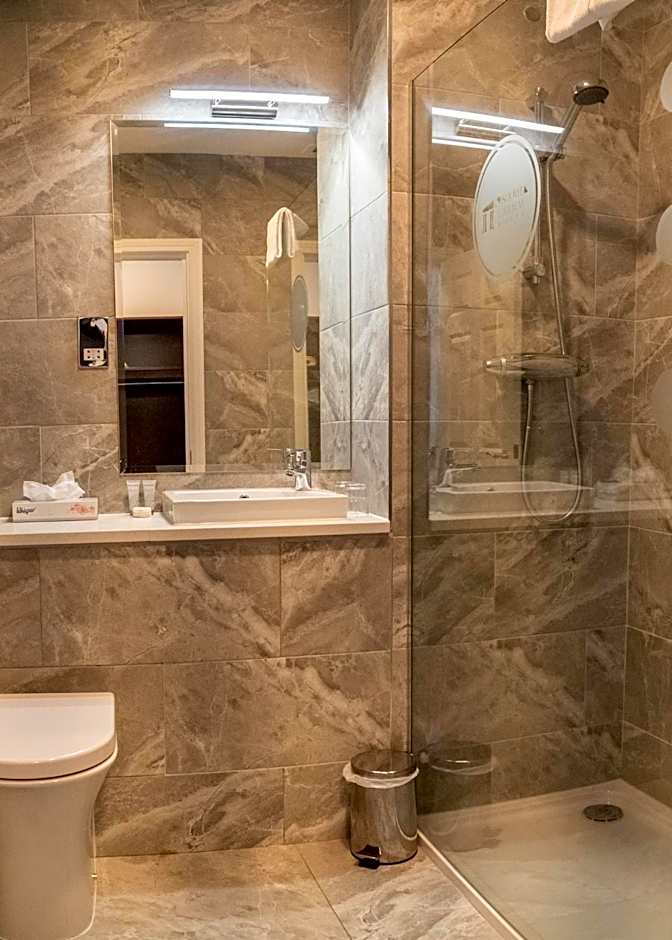 Inishowen Gateway Hotel