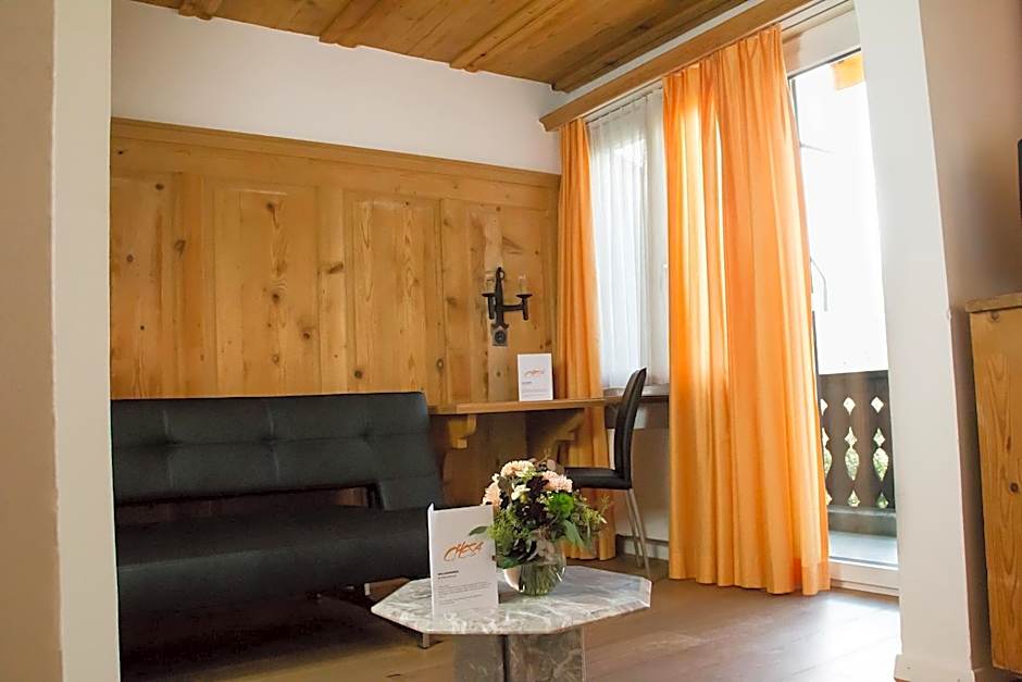 Hotel Restaurant Chesa