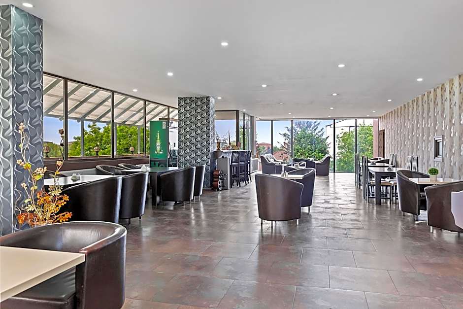 Hotel Charter Otopeni