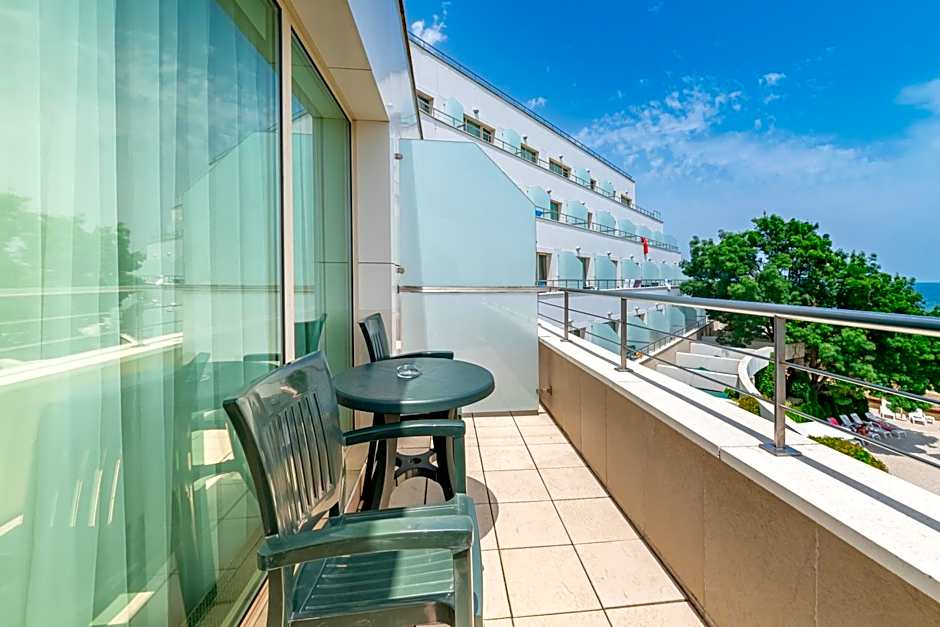 Jeravi Club Hotel - All Inclusive