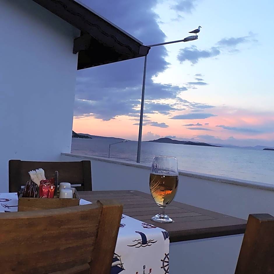 Yakamoz Otel
