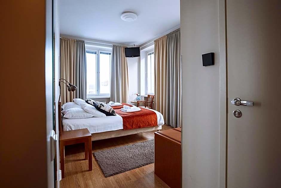 Hotelli Helmi