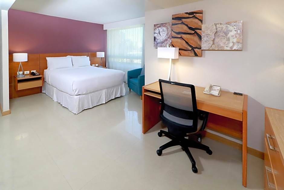 Staybridge Suites Guadalajara Expo By IHG