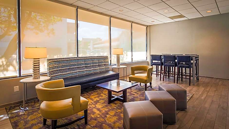 Hotel Pentagon – Arlington, VA