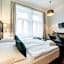 Hotel Noir