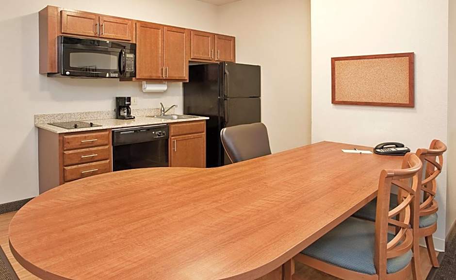Candlewood Suites Kansas City Northeast By IHG